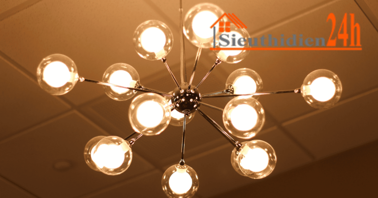 Mẫu Đèn Chùm Phù Hợp Cho Người Mệnh Thủy